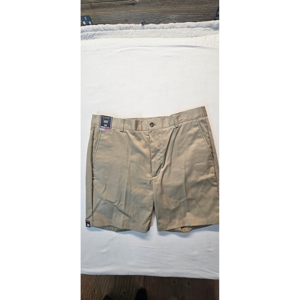 Roundtree & Yorke TravelSmart Khaki Shorts Mens 38 Ultimate Stretch Waist Flat